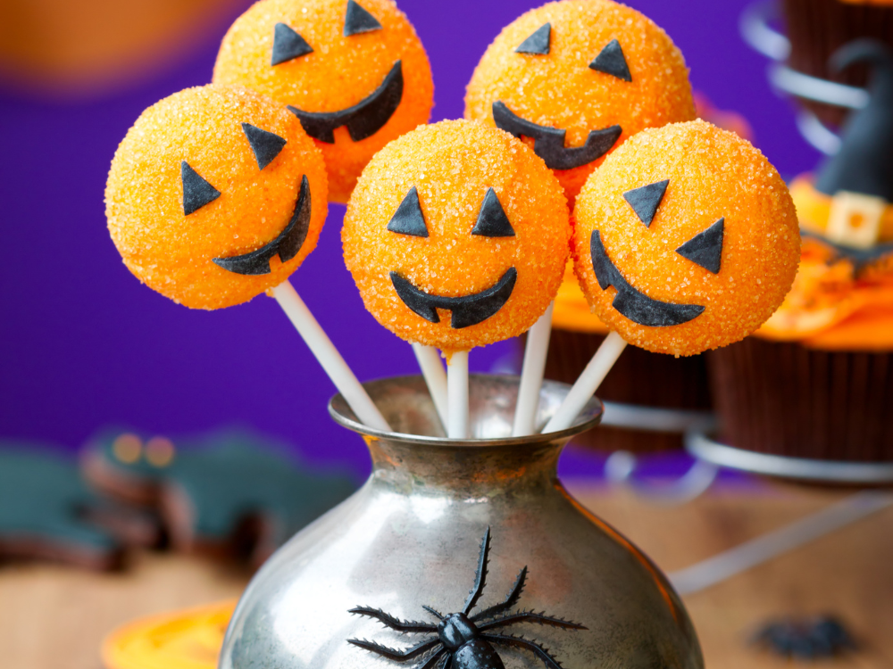 Kids' Halloween CakePOPs Class